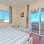 Family Friendly Seaside Iz, Iz - 22025 * Veli Iž