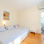 Family Friendly Seaside Iz, Iz - 22025 Veli Iž